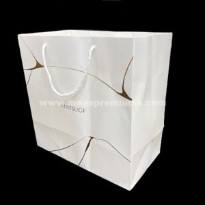 Customized paper bag supplier