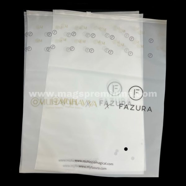 Custom frosted zipper bags malaysia 1