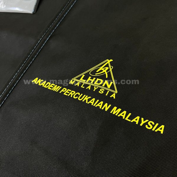 Custom garment bags with logo