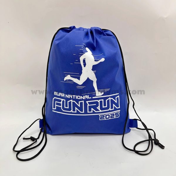 Practical and reusable drawstring bags with logo printing – ideal for promotions and packaging!