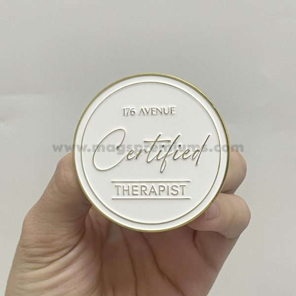 Custom lapel pins with personalized logo engraving, perfect for corporate branding, events, and recognition awards. Available in enamel, metal, and die-cast finishes. Order in bulk from a trusted Malaysia supplier.