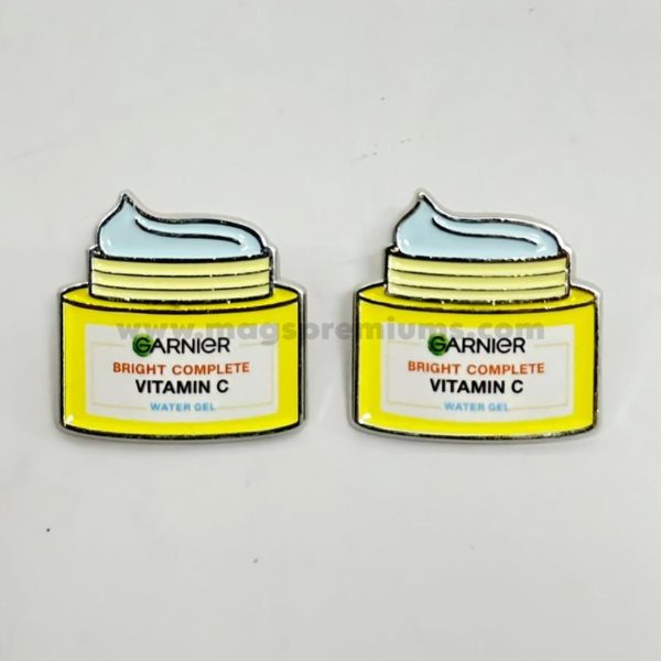 Bulk soft enamel pins with unique shapes and colors, great for giveaways, branding campaigns, or employee appreciation gifts.