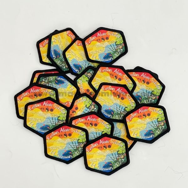 Personalized embroidered patches with custom designs, ideal for corporate branding, team uniforms, and events. Durable, high-quality stitching with vibrant colors. Bulk orders accepted from Malaysia’s top manufacturer.