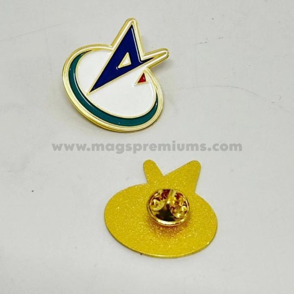 lapel pin supplier