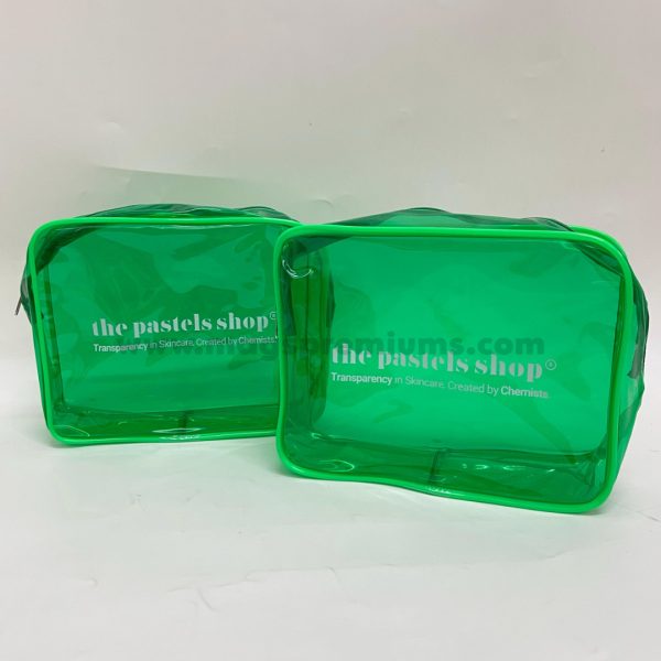 Design your own custom makeup bag with personalized logos for beauty brands and events.