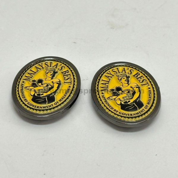 custom enamel lapel pins