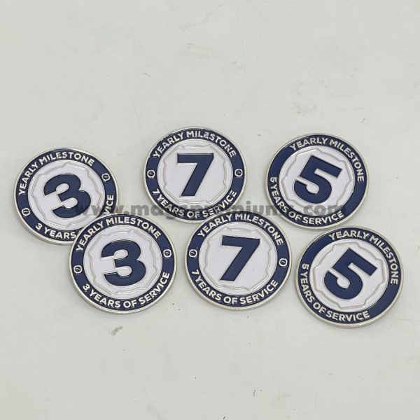 enamel pin supplier