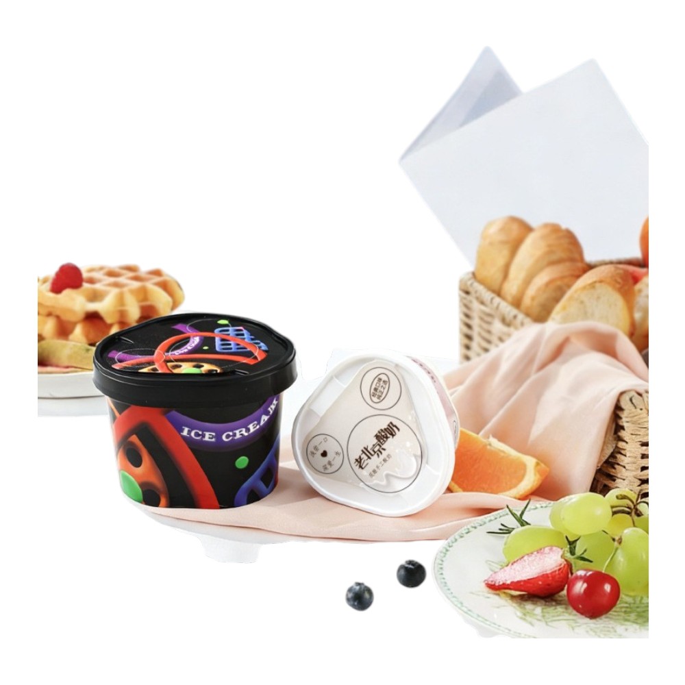 Triangle Ice Cream Dessert Ccontainer disposable ice cream container with cover for secure takeaway and storage